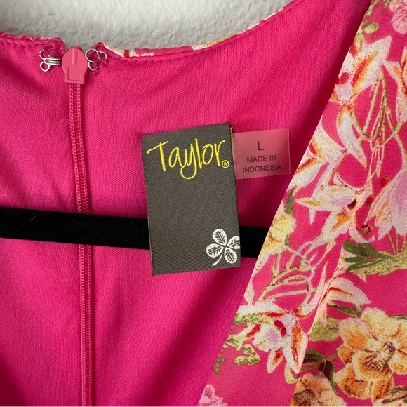 🌷TAYLOR Pink Ditsy Floral Ruffle Hem Dress | Romantic Cottagecore Coquette - Lg - Picture 4 of 11